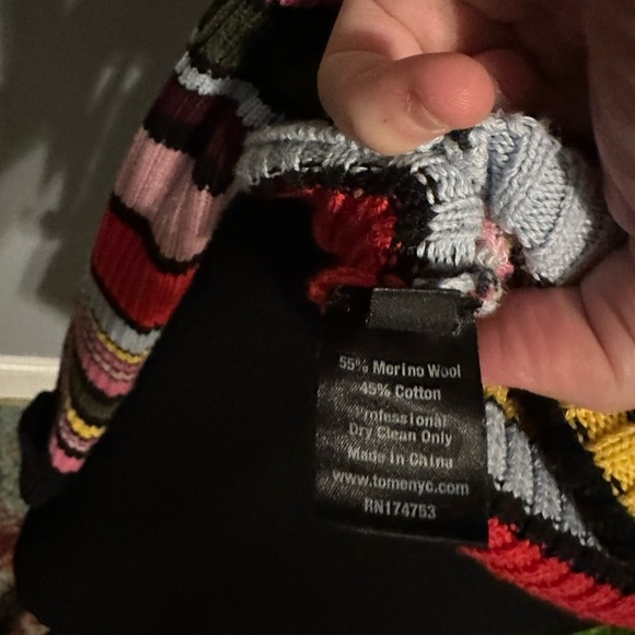 Tome sweater no callouts - Picture 6 of 6